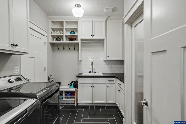 1701 Juniper Butte Av SE, Salem, OR 97306