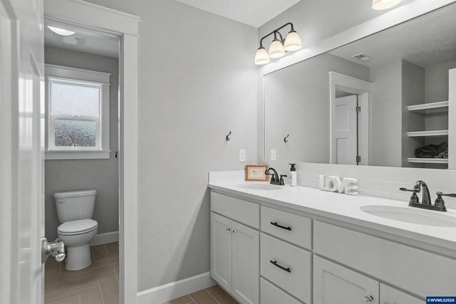 1701 Juniper Butte Av SE, Salem, OR 97306