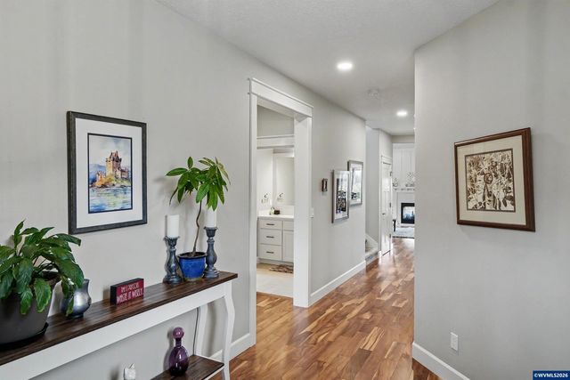 1701 Juniper Butte Av SE, Salem, OR 97306