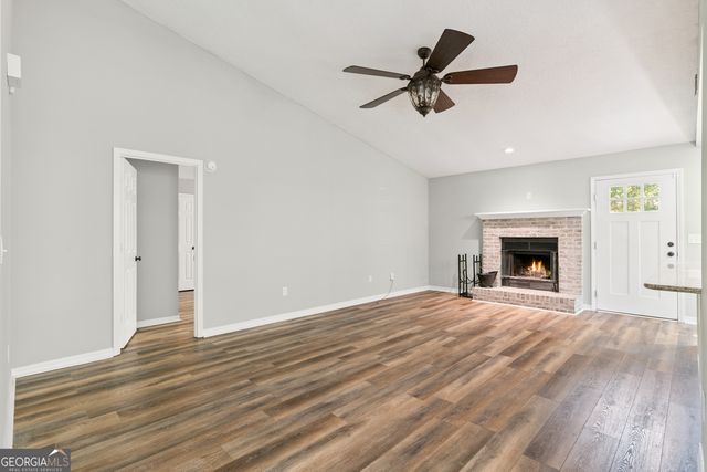 118 Rising Mist Way, Kingsland, GA 31548