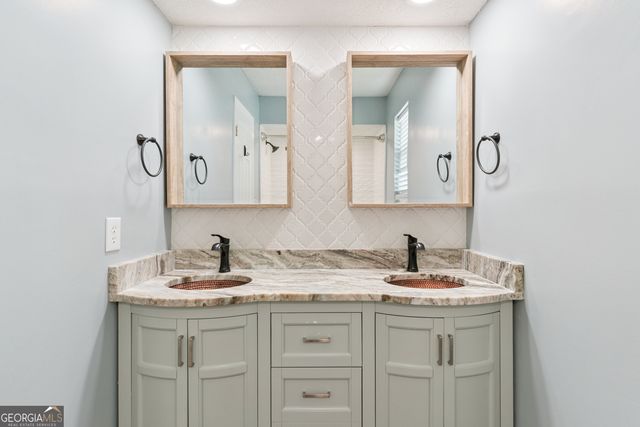 118 Rising Mist Way, Kingsland, GA 31548
