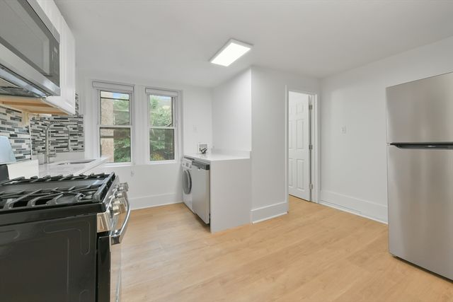 144 Salem St, Boston, MA 02113