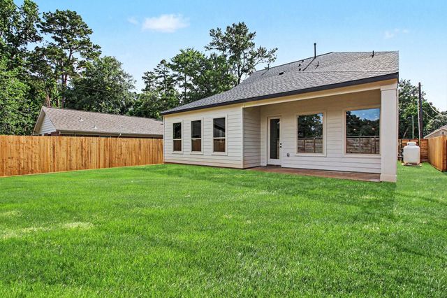 10899 Redbird Street, Conroe, TX 77385