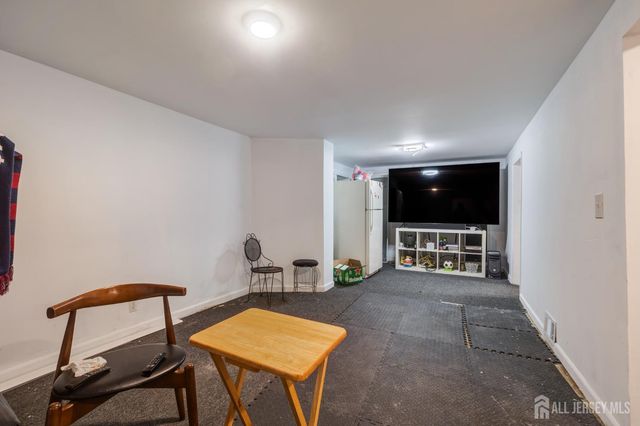 520 N Park Drive N, Perth Amboy, NJ 08861