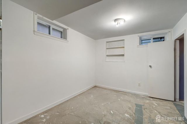 520 N Park Drive N, Perth Amboy, NJ 08861