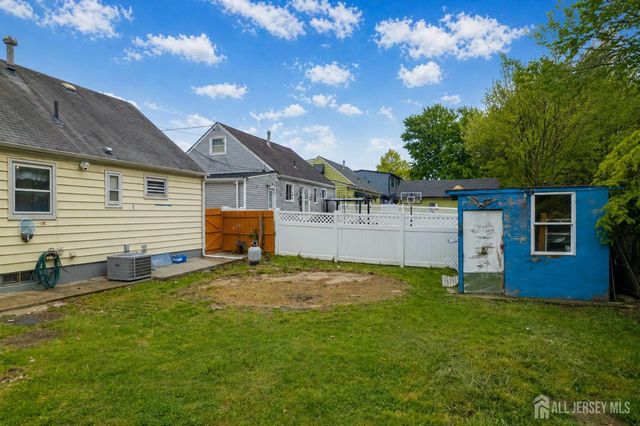 520 N Park Drive N, Perth Amboy, NJ 08861