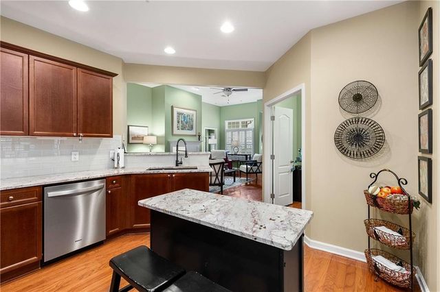 109 Glens Drive, Woodstock, GA 30188