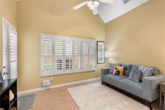 109 Glens Drive, Woodstock, GA 30188