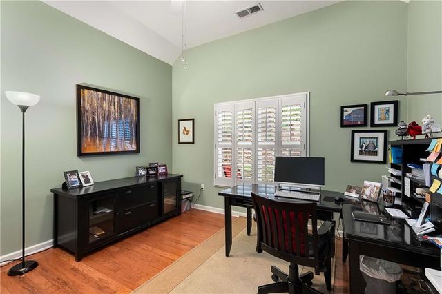 109 Glens Drive, Woodstock, GA 30188