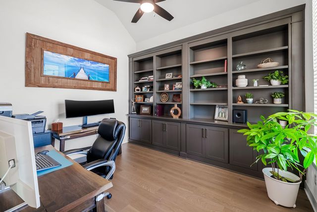 212 Jates Field BND, Liberty Hill, TX 78642