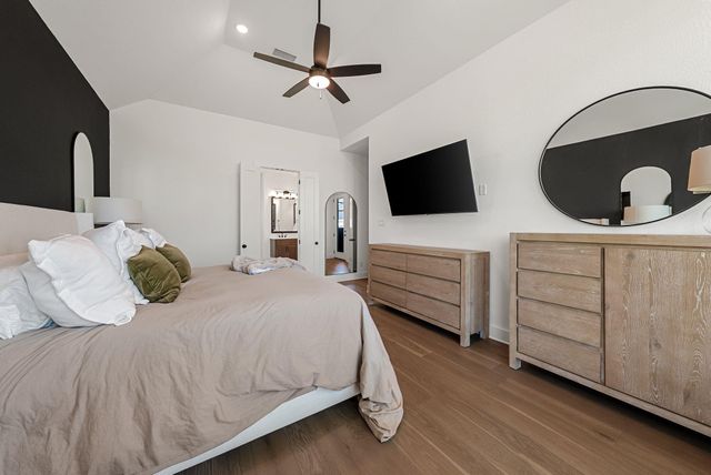 212 Jates Field BND, Liberty Hill, TX 78642