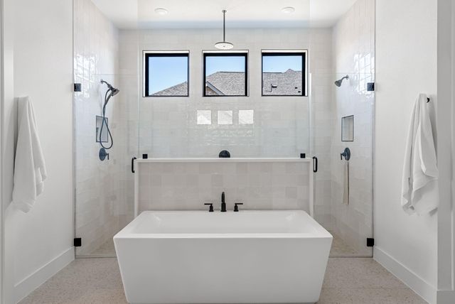 212 Jates Field BND, Liberty Hill, TX 78642