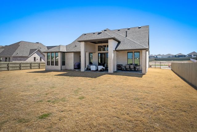 212 Jates Field BND, Liberty Hill, TX 78642