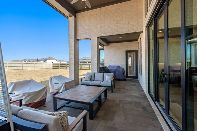 212 Jates Field BND, Liberty Hill, TX 78642