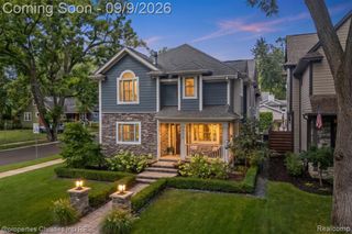 932 Roselawn Drive, Rochester, MI 48307