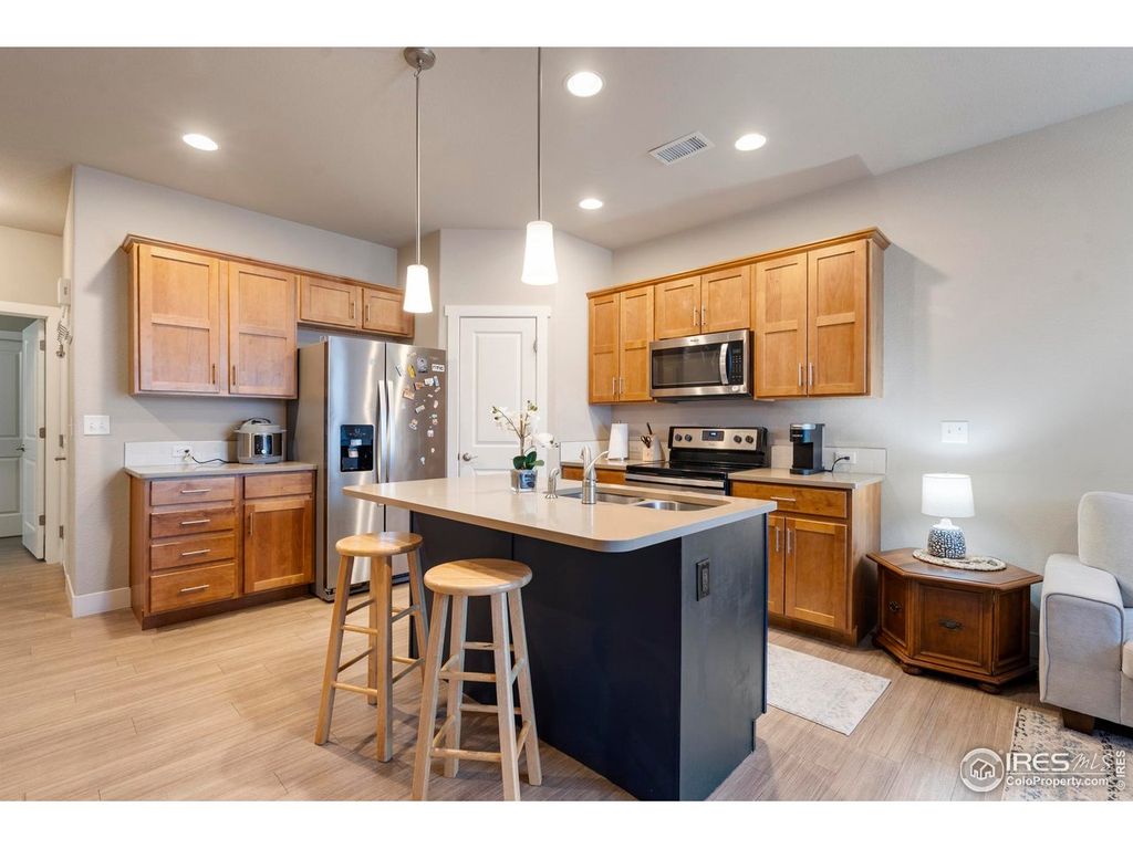 6340 Orchard Park Dr 2, Greeley, CO 80634