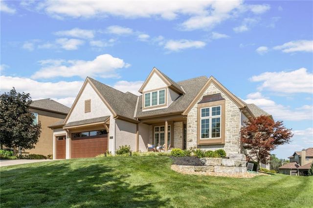 10654 W 168 Court, Overland Park, KS 66221