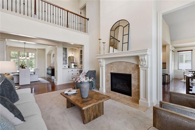 10654 W 168 Court, Overland Park, KS 66221