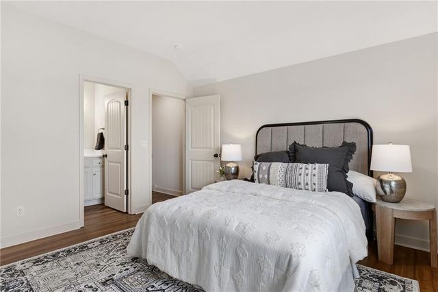 10654 W 168 Court, Overland Park, KS 66221