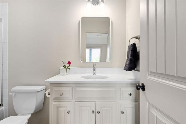 10654 W 168 Court, Overland Park, KS 66221