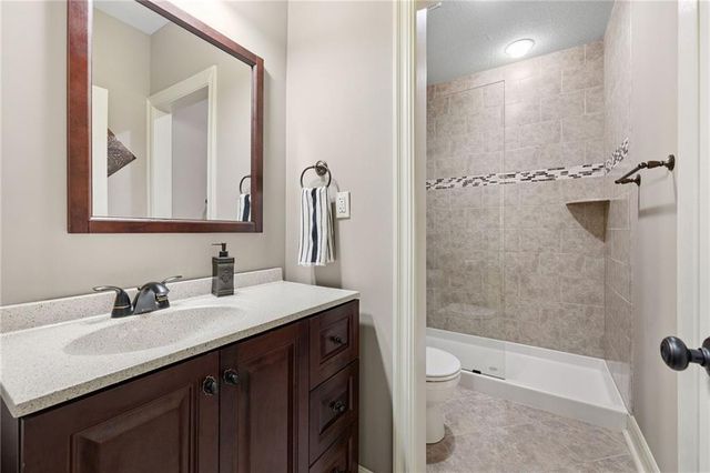 10654 W 168 Court, Overland Park, KS 66221