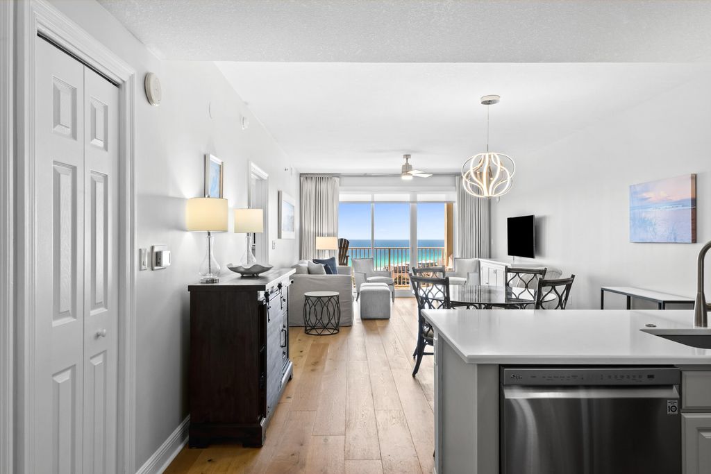 122 Seascape Drive UNIT 1407, Miramar Beach, FL 32550