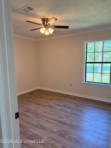 16 Fawn Grove, Jackson, MS 39212