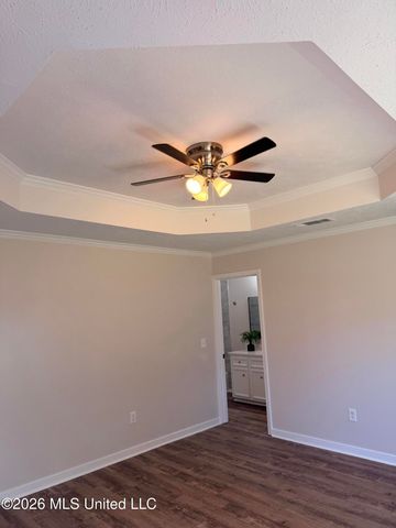 16 Fawn Grove, Jackson, MS 39212