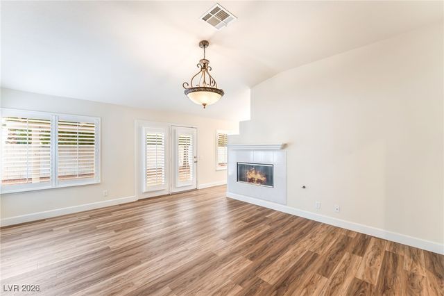 7901 Magnolia Glen Avenue, Las Vegas, NV 89128