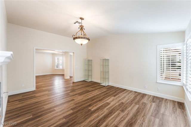 7901 Magnolia Glen Avenue, Las Vegas, NV 89128