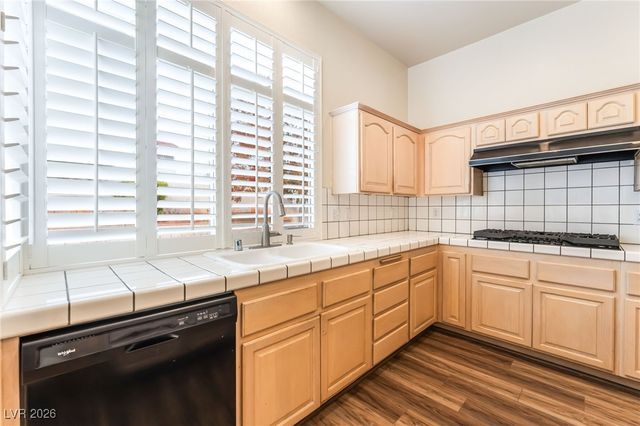 7901 Magnolia Glen Avenue, Las Vegas, NV 89128