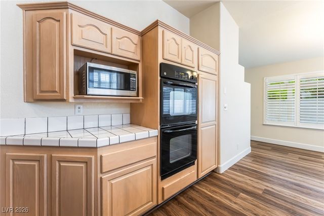 7901 Magnolia Glen Avenue, Las Vegas, NV 89128