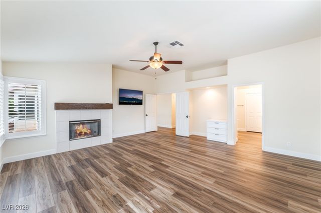 7901 Magnolia Glen Avenue, Las Vegas, NV 89128