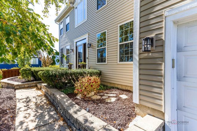 416 Ptarmigan Place, Lindenhurst, IL 60046