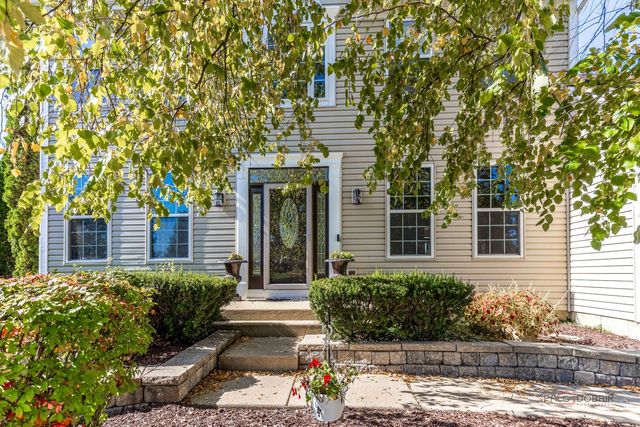 416 Ptarmigan Place, Lindenhurst, IL 60046