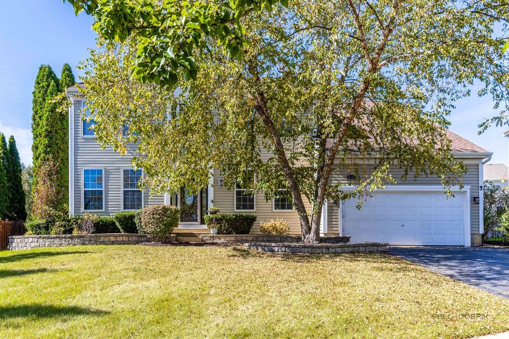 416 Ptarmigan Place, Lindenhurst, IL 60046