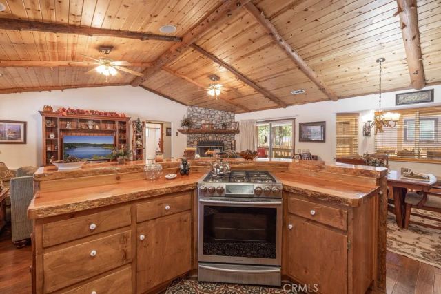 320 Eider Drive, Big Bear City, CA 92314