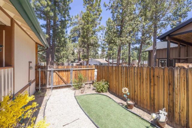 320 Eider Drive, Big Bear City, CA 92314