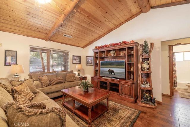 320 Eider Drive, Big Bear City, CA 92314