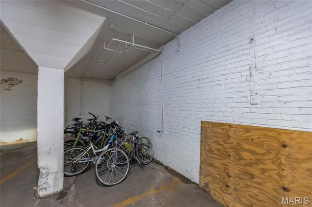 329 Belt Avenue 402, St Louis, MO 63112