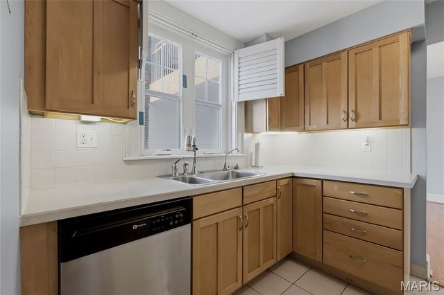 329 Belt Avenue 402, St Louis, MO 63112