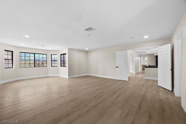 3382 Montessouri Street, Las Vegas, NV 89117