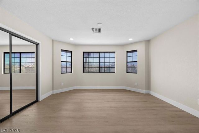 3382 Montessouri Street, Las Vegas, NV 89117