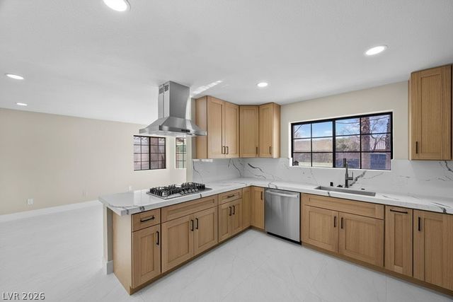 3382 Montessouri Street, Las Vegas, NV 89117