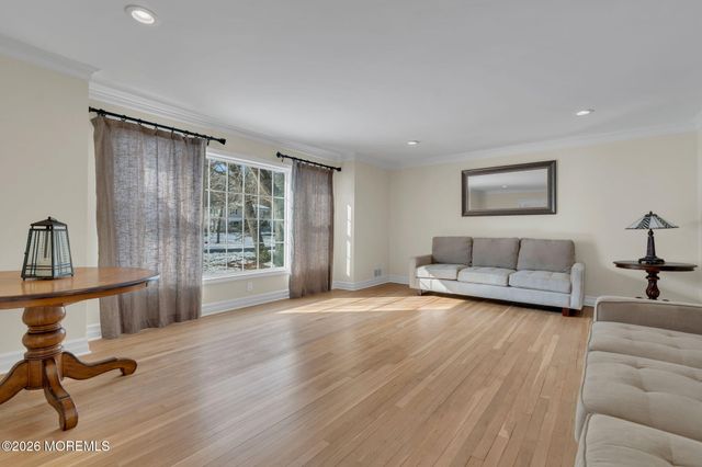 29 Maple Drive, Colts Neck, NJ 07722
