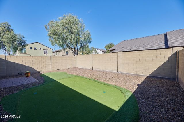 2725 E MINE CREEK Road 1203, Phoenix, AZ 85024