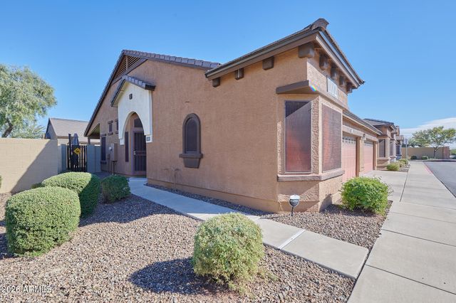 2725 E MINE CREEK Road 1203, Phoenix, AZ 85024