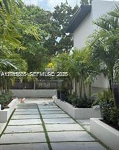 7535 NE 2nd Ct 4, Miami, FL 33138