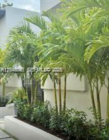 7535 NE 2nd Ct 4, Miami, FL 33138