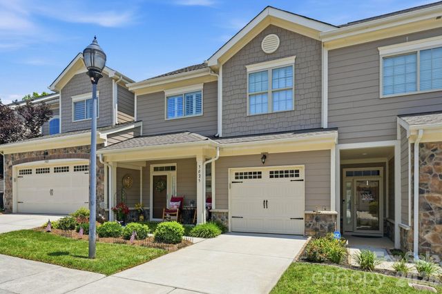 3025 Callaway Court, Cramerton, NC 28032